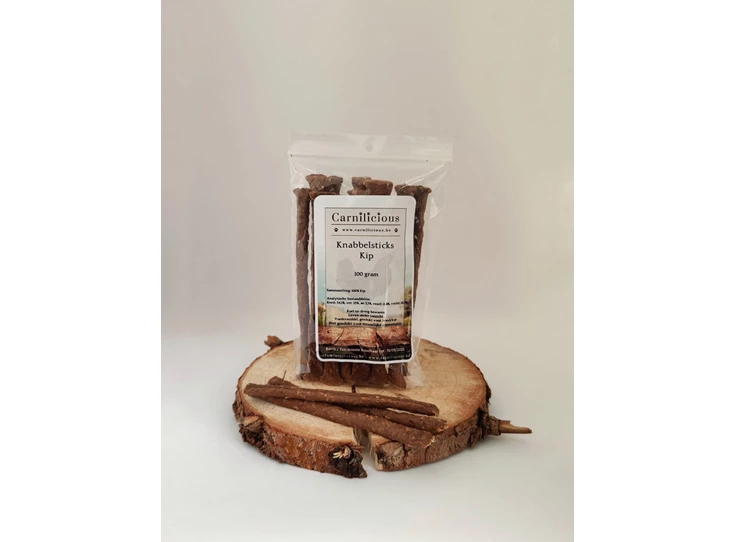 Carnilicious Knabbelsticks Kip 100 gram.jpg