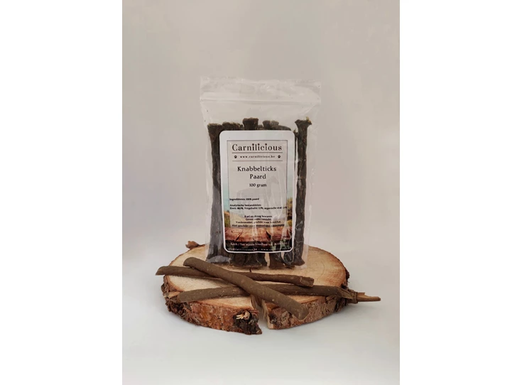 Carnilicious Knabbelsticks Paard 100 gram.jpg